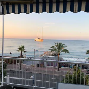  Appartamento Front De Mer